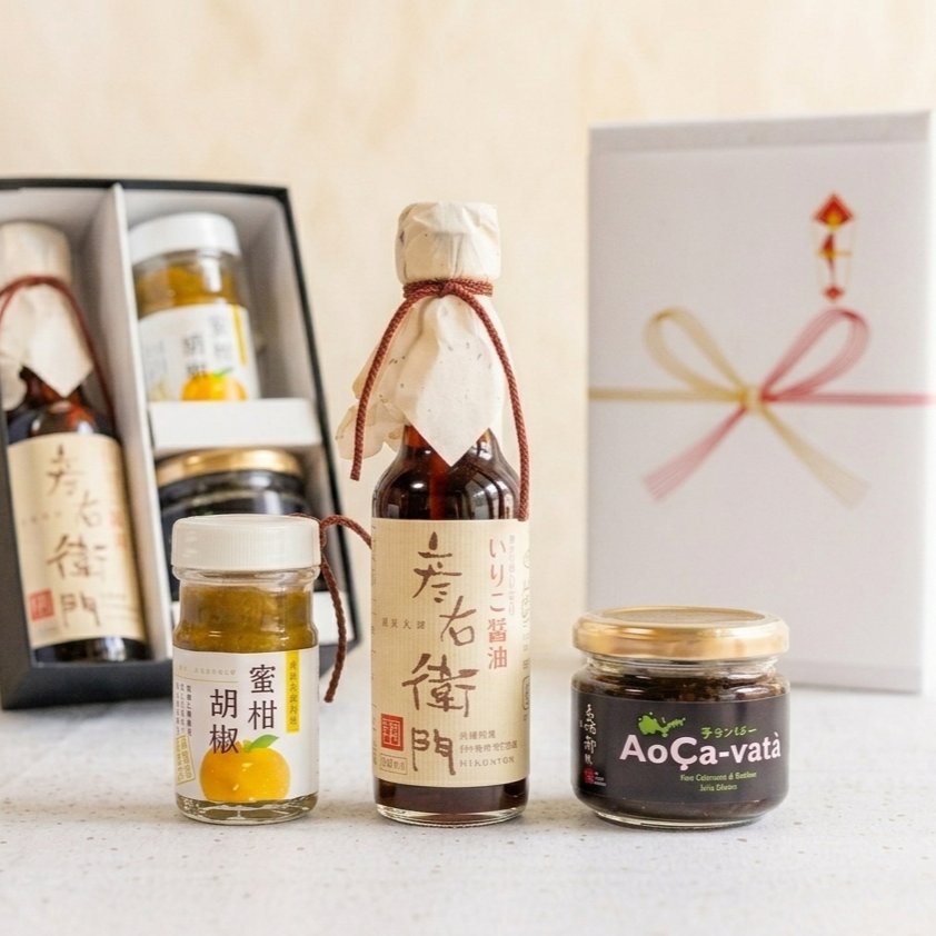 【送料無料】いりこ醤油・あおさバター・蜜柑胡椒 ギフト3点セットの画像