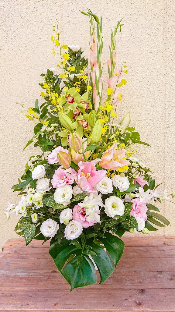 御供アレンジメント［白ベースピンクミックス］の画像