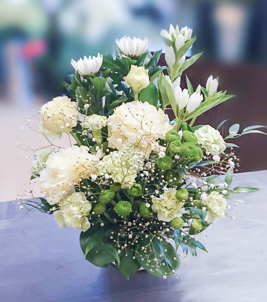 お供えアレンジ［白・グリーン系］の画像